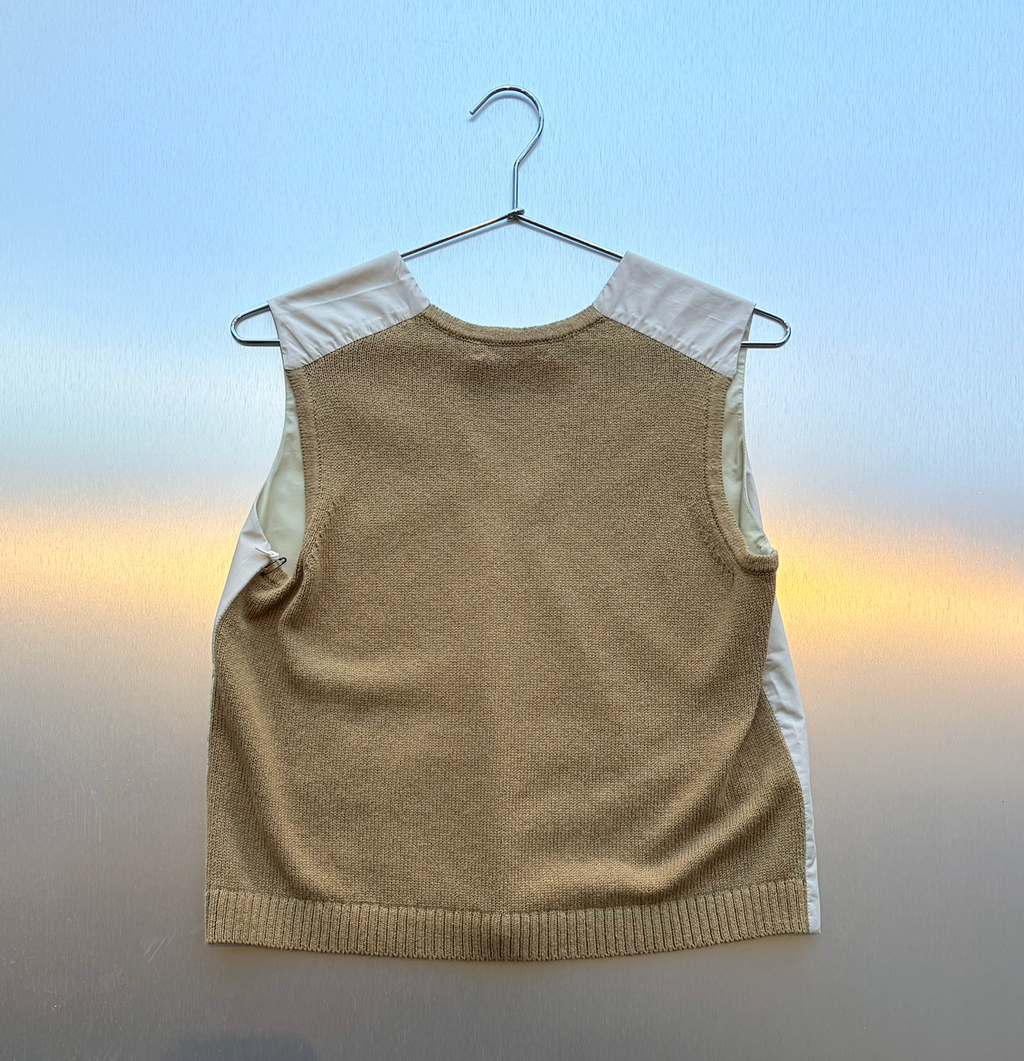 6397 Hybrid Vest in Bisque