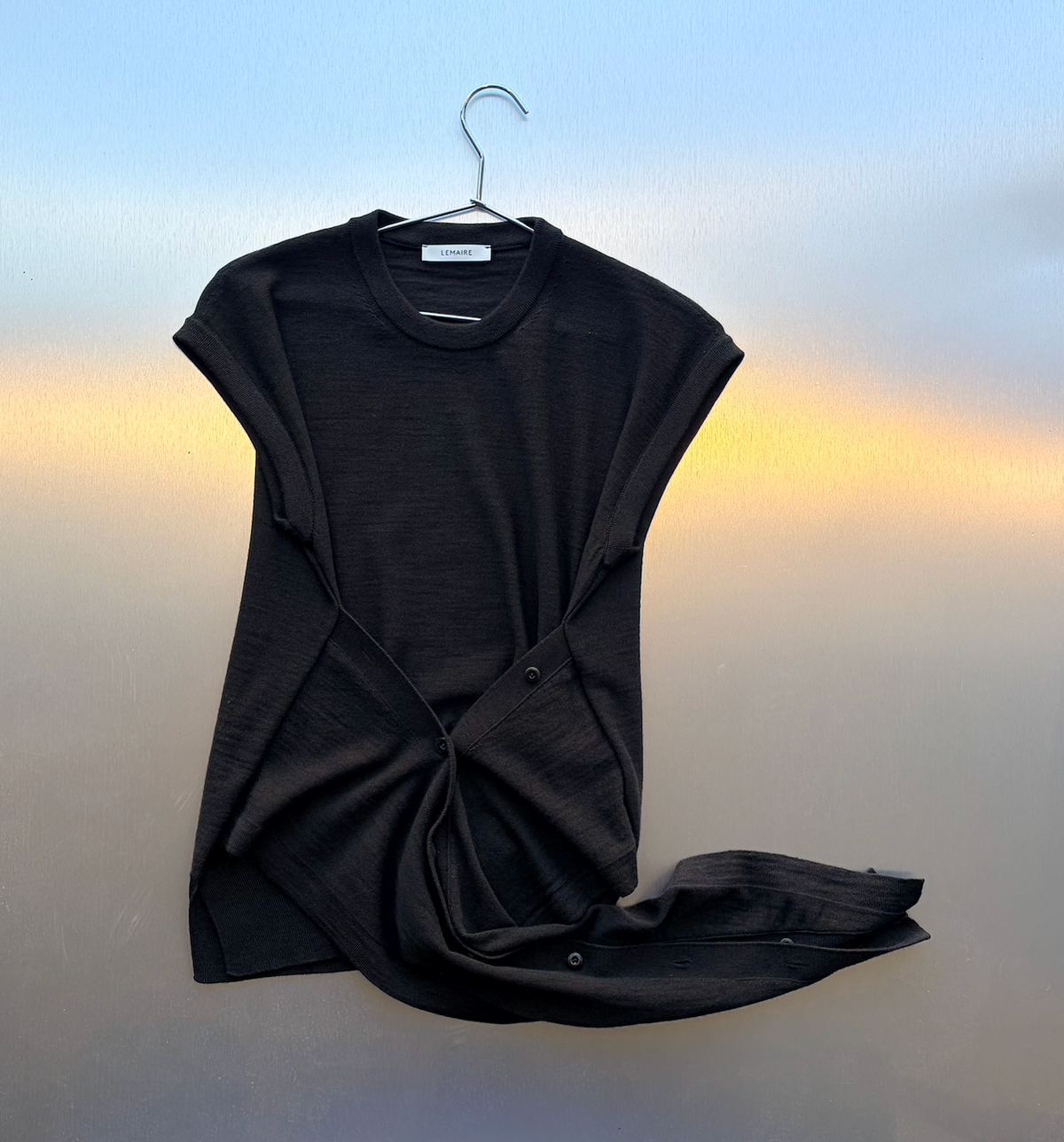 LEMAIRE Sleeveless Buttoned Top in Cacao