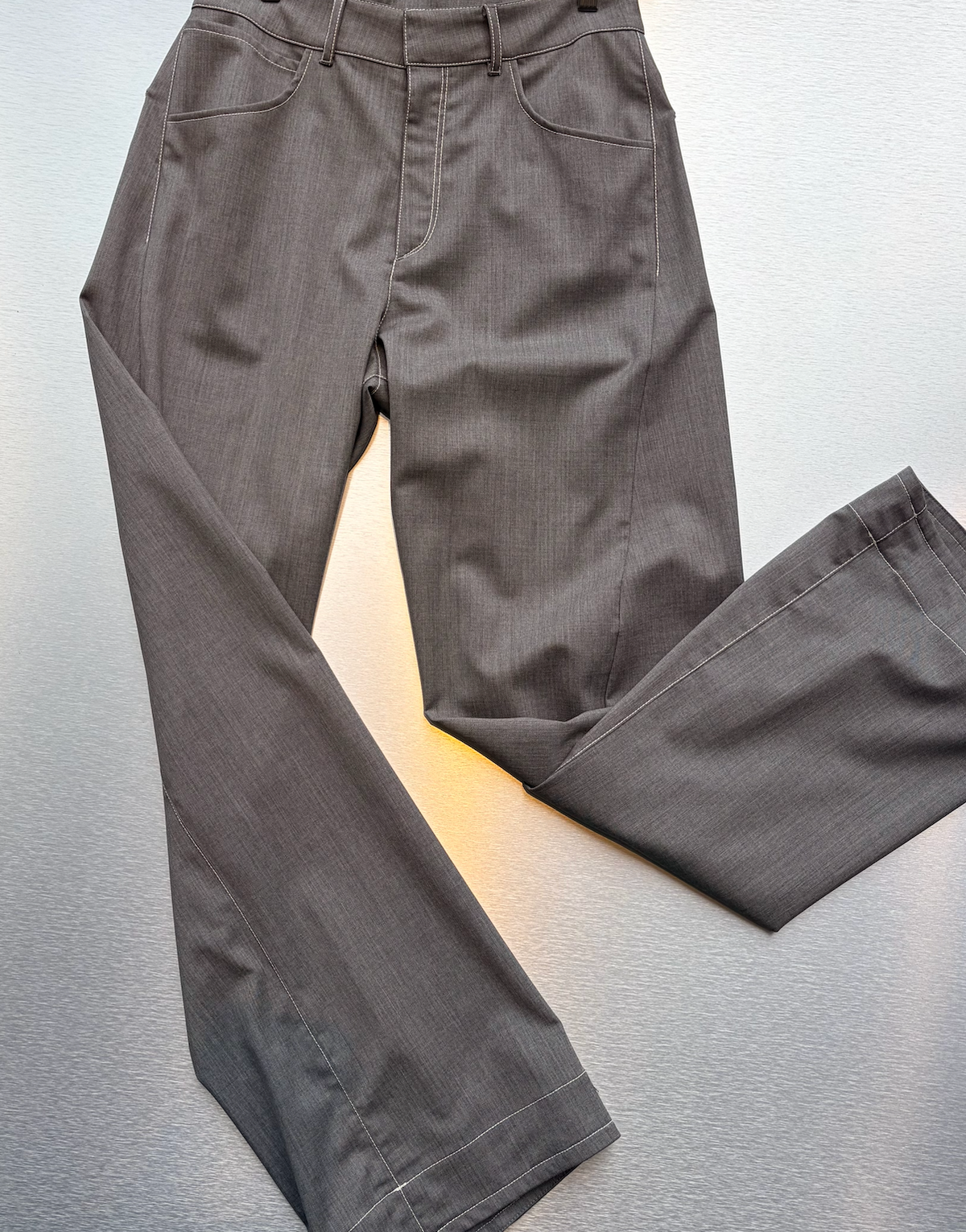 6397 Twisted Seam Pant in Iron